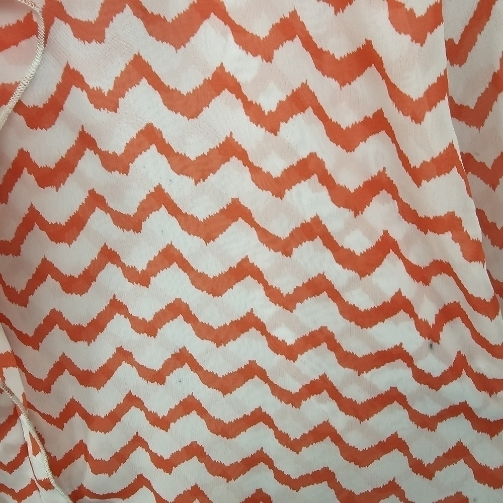 Boutique chiffon red and white blouse with bow - Picture 3 of 4